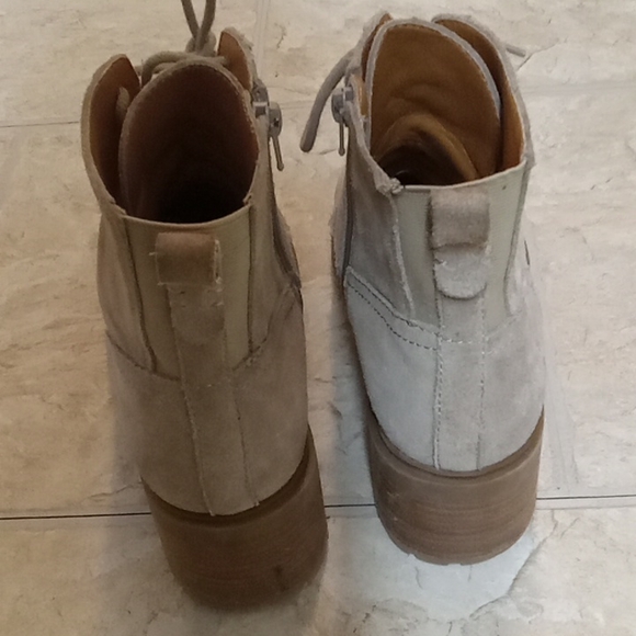 Lucky Brand LP -DIEDRAH Size 9 Ankle Boots - Picture 2 of 5